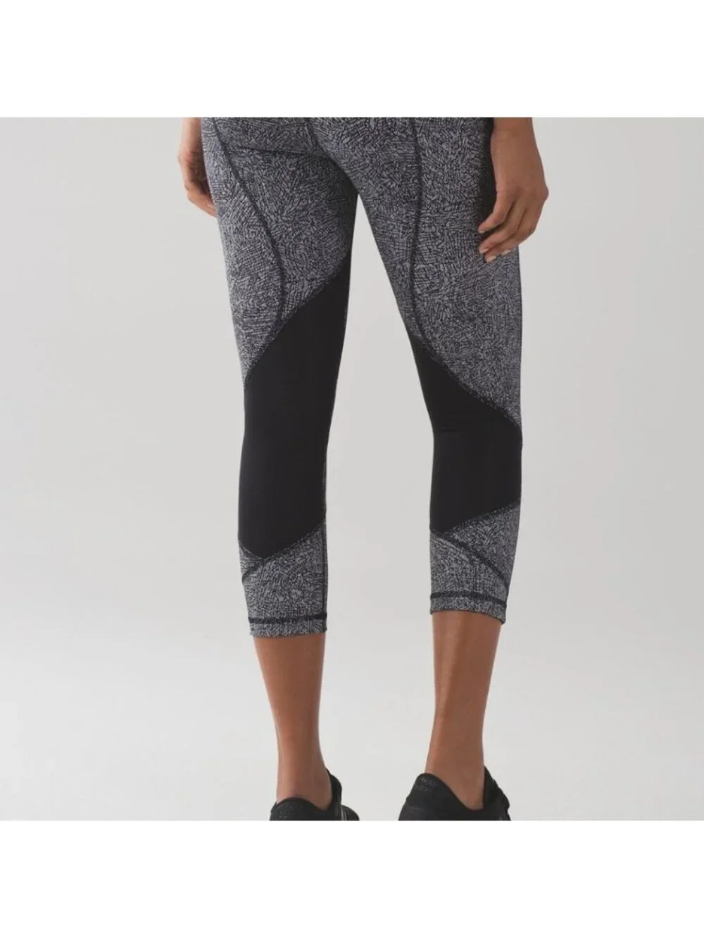 Lululemon Pace Rival Crop Line Up White Black / Black